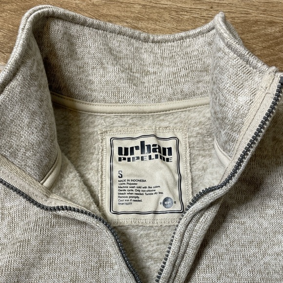 Men’s Urban Pipeline Cream Zip Up Sweater size S - Picture 3 of 3